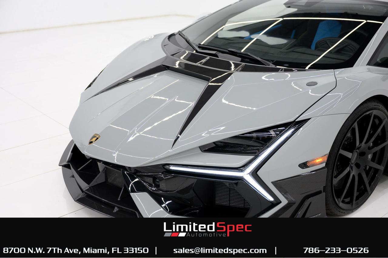 2025 Lamborghini Revuelto Coupe 2D Miami FL