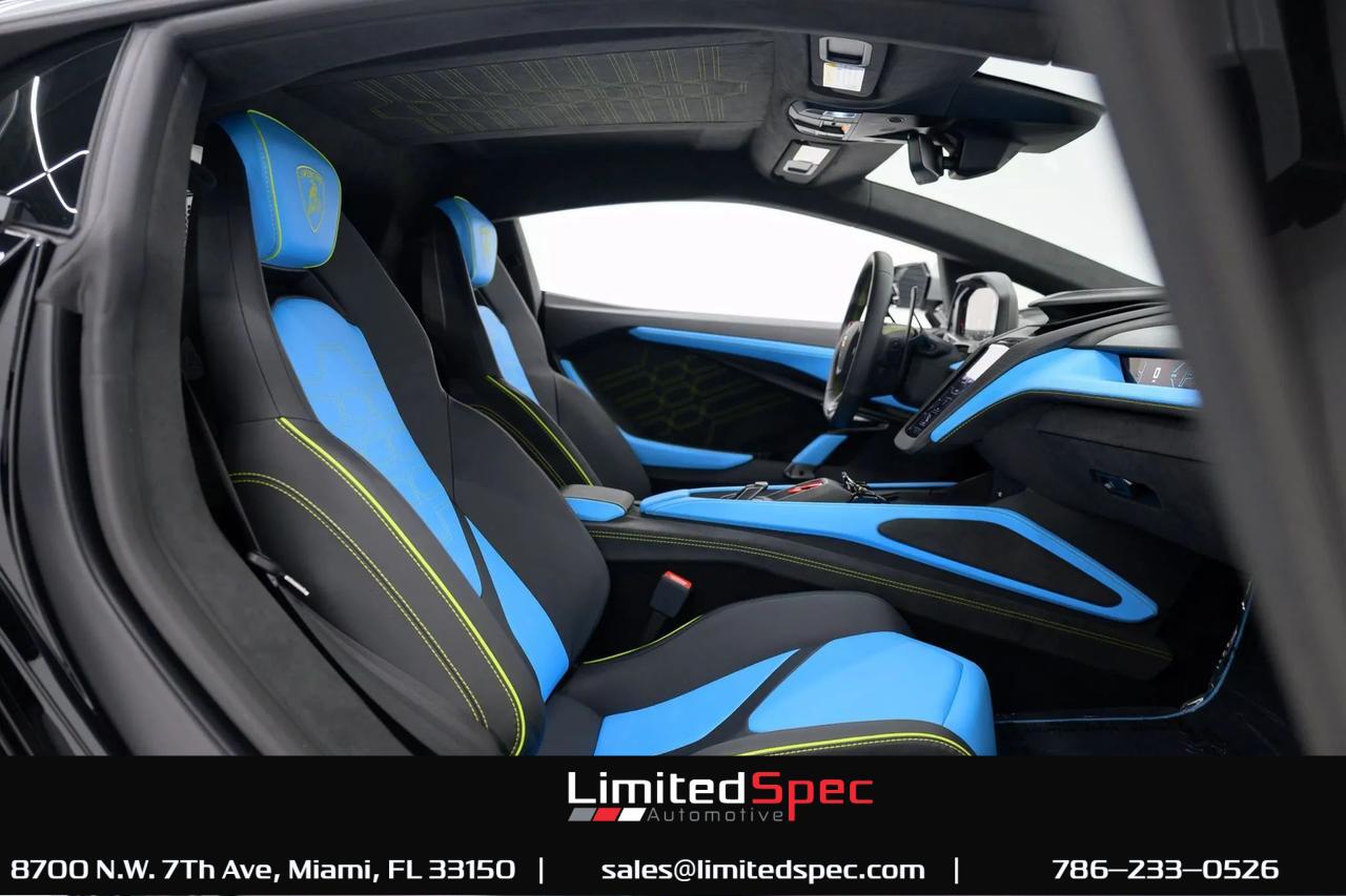 2025 Lamborghini Revuelto Coupe 2D Miami FL