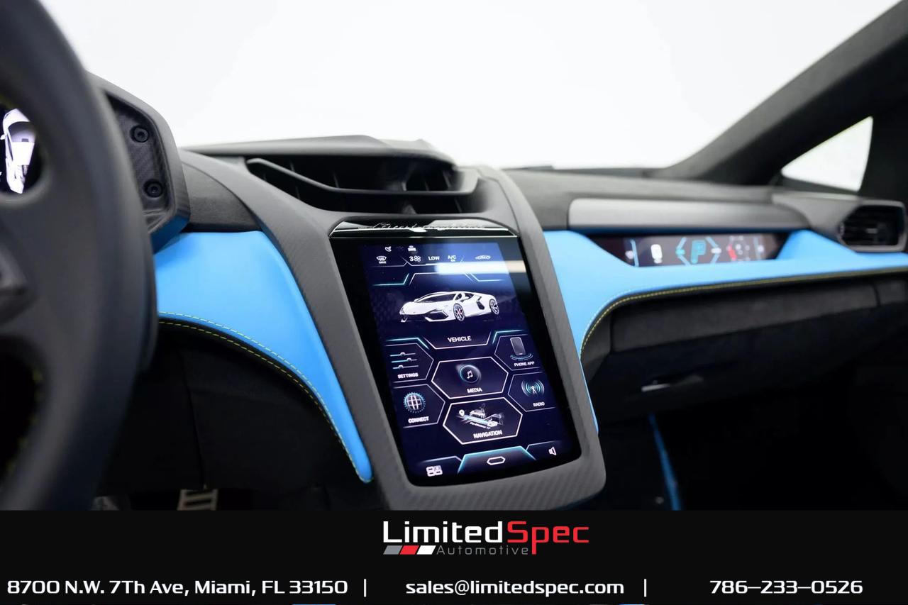 2025 Lamborghini Revuelto Coupe 2D Miami FL