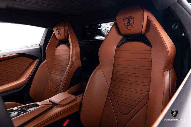 2025 Lamborghini Revuelto Coupe North Miami Beach FL