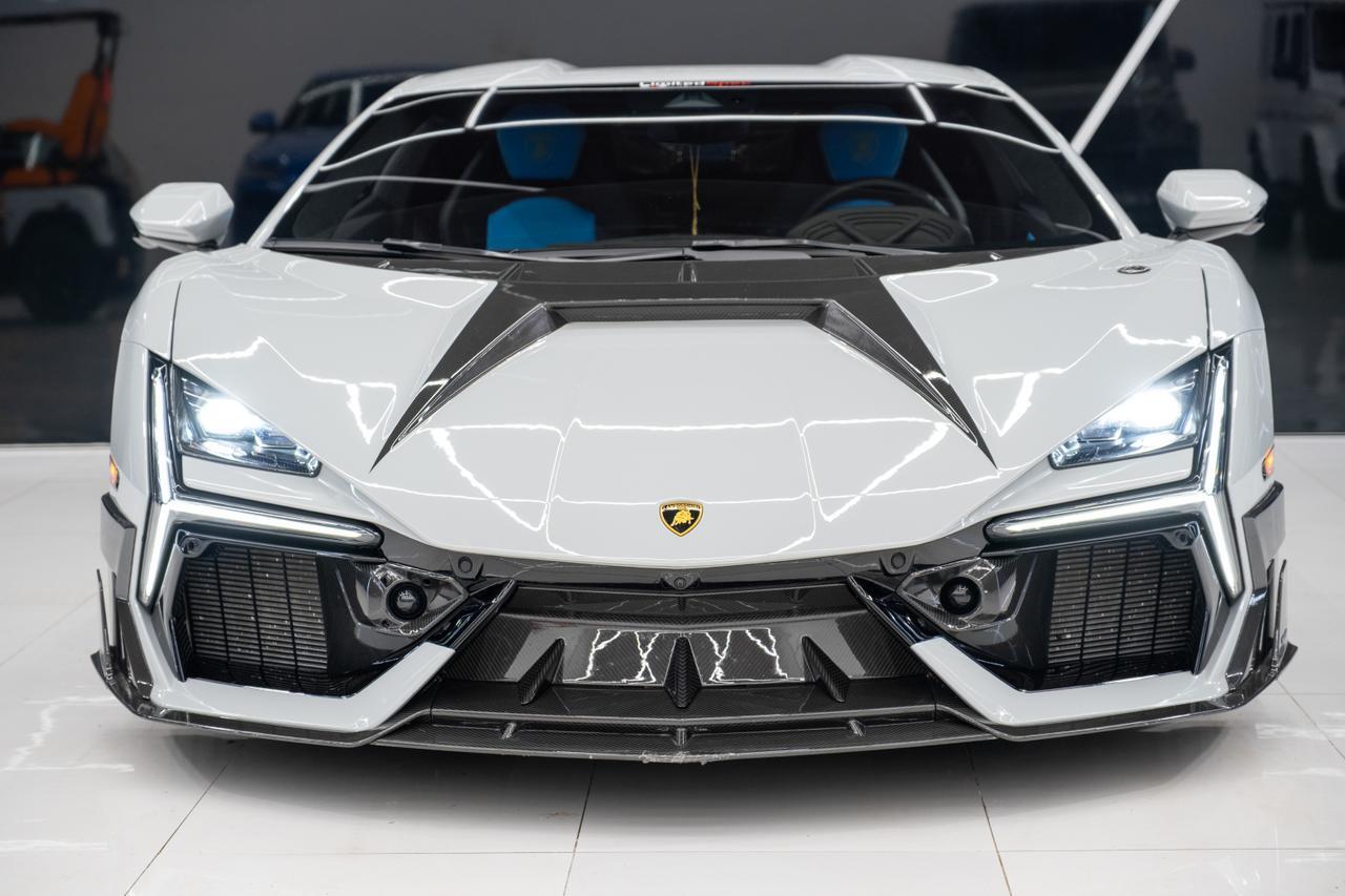 2025 Lamborghini Revuelto Mansory
