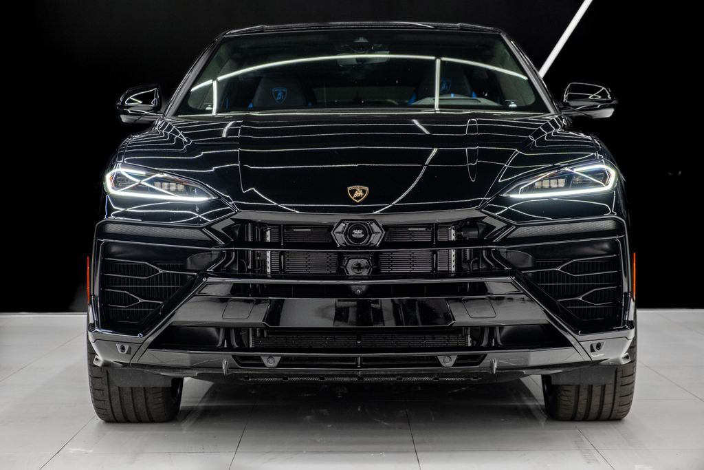 2025 Lamborghini Urus