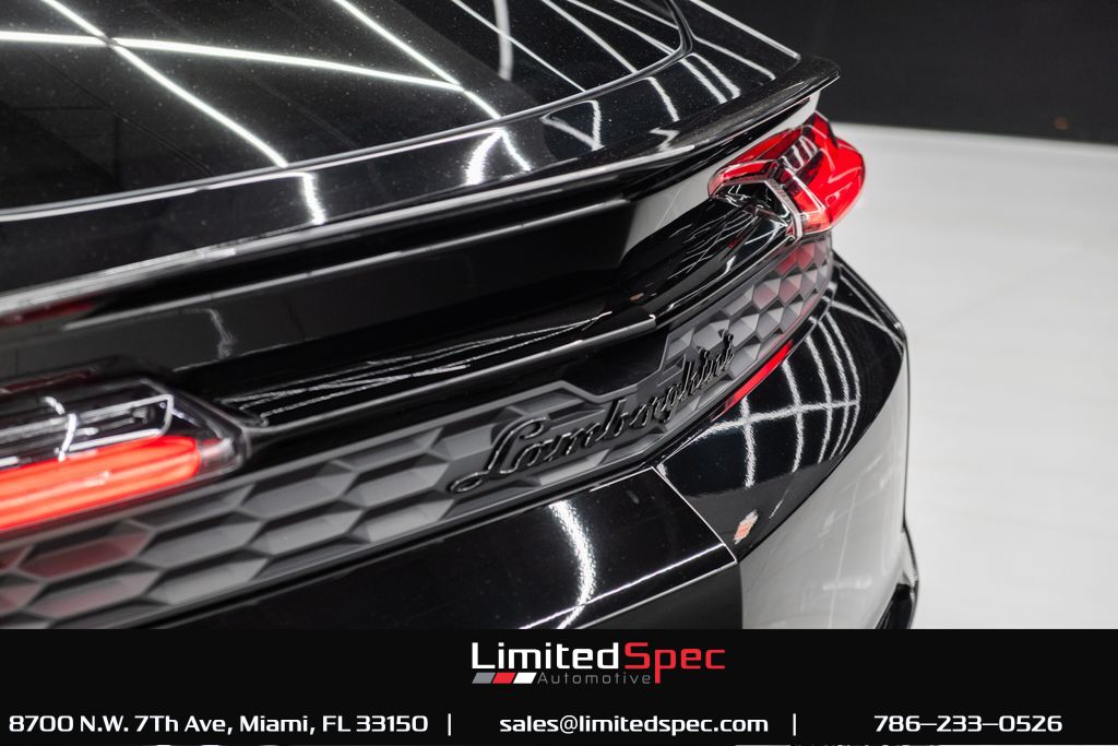 2025 Lamborghini Urus Miami FL