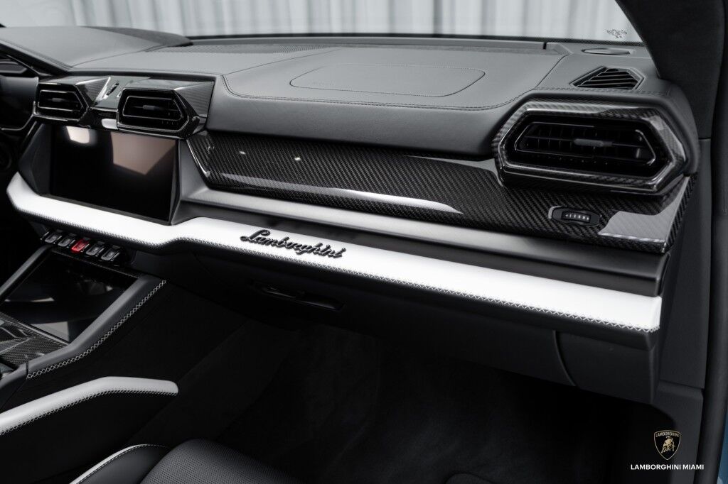 2025 Lamborghini Urus North Miami Beach FL
