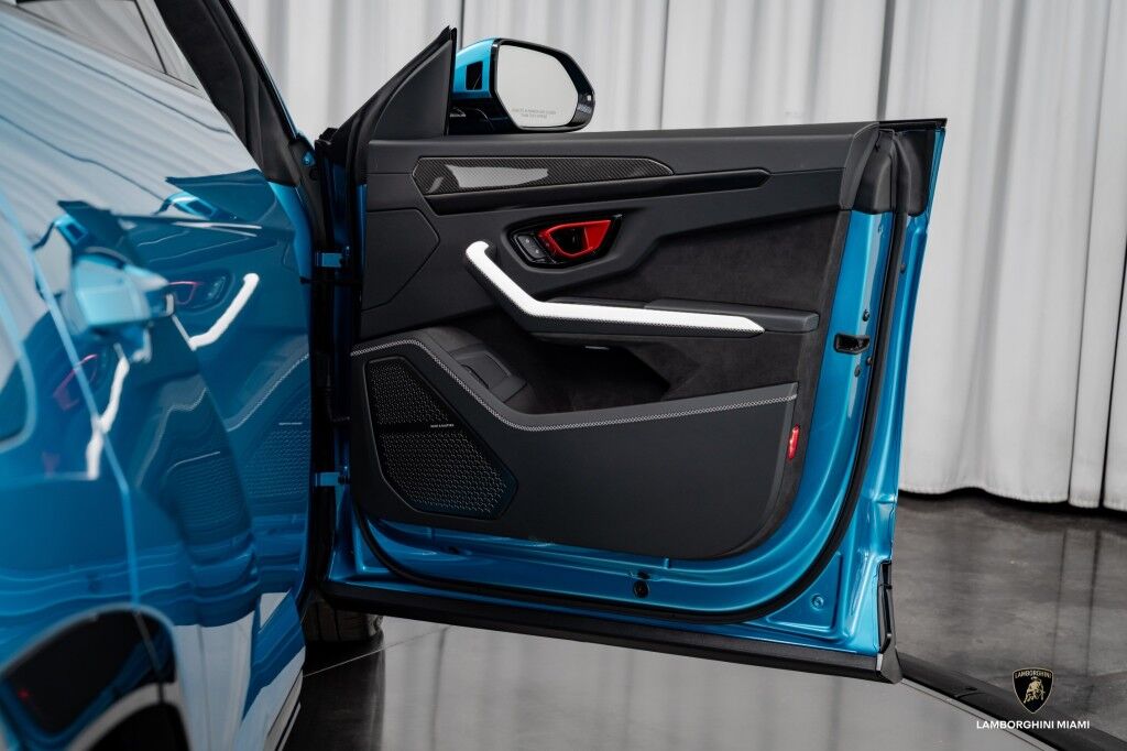 2025 Lamborghini Urus North Miami Beach FL