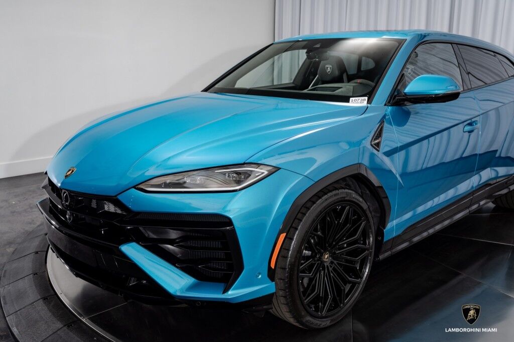 2025 Lamborghini Urus North Miami Beach FL