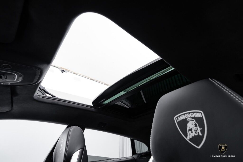 2025 Lamborghini Urus North Miami Beach FL