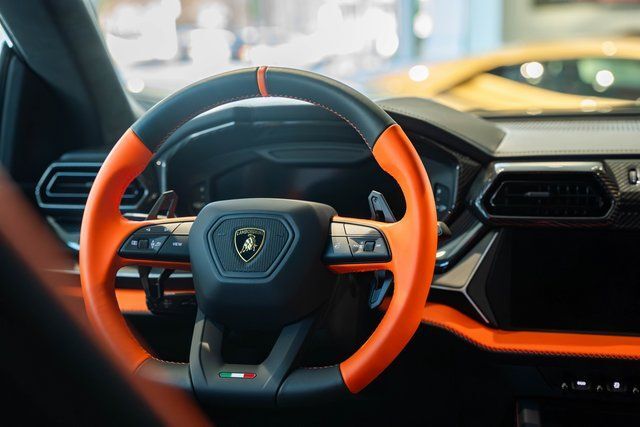 2025 Lamborghini Urus Paramus NJ