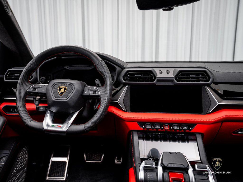 2025 Lamborghini Urus SE AWD North Miami Beach FL