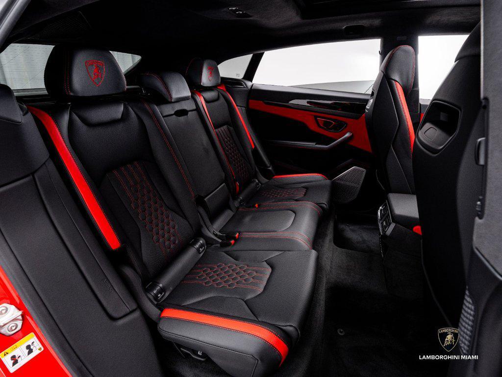 2025 Lamborghini Urus SE AWD North Miami Beach FL