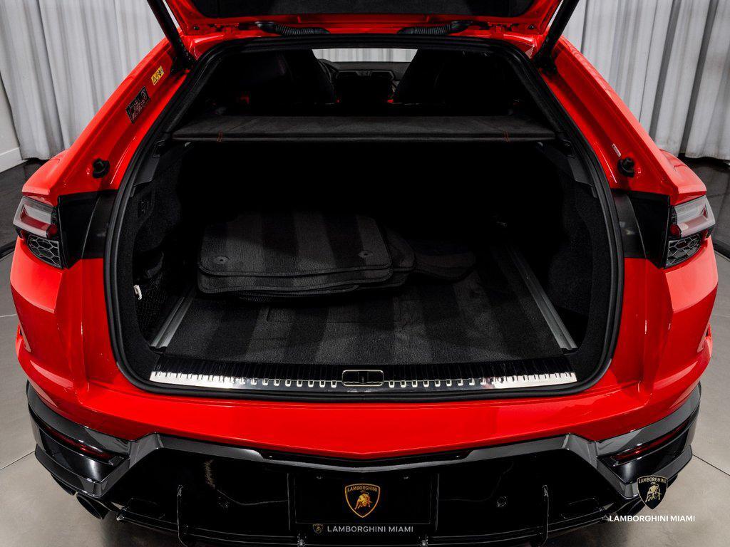 2025 Lamborghini Urus SE AWD North Miami Beach FL