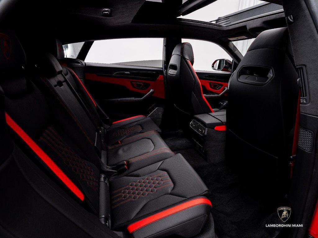 2025 Lamborghini Urus SE AWD North Miami Beach FL