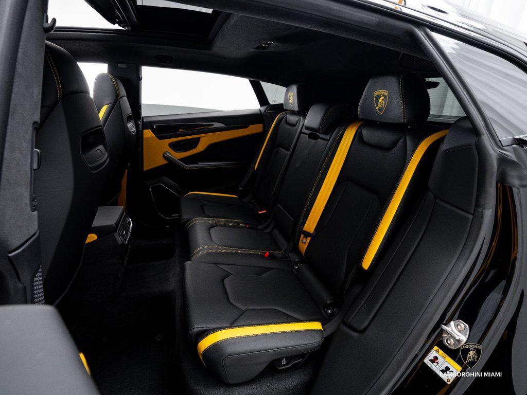 2025 Lamborghini Urus SE AWD North Miami Beach FL