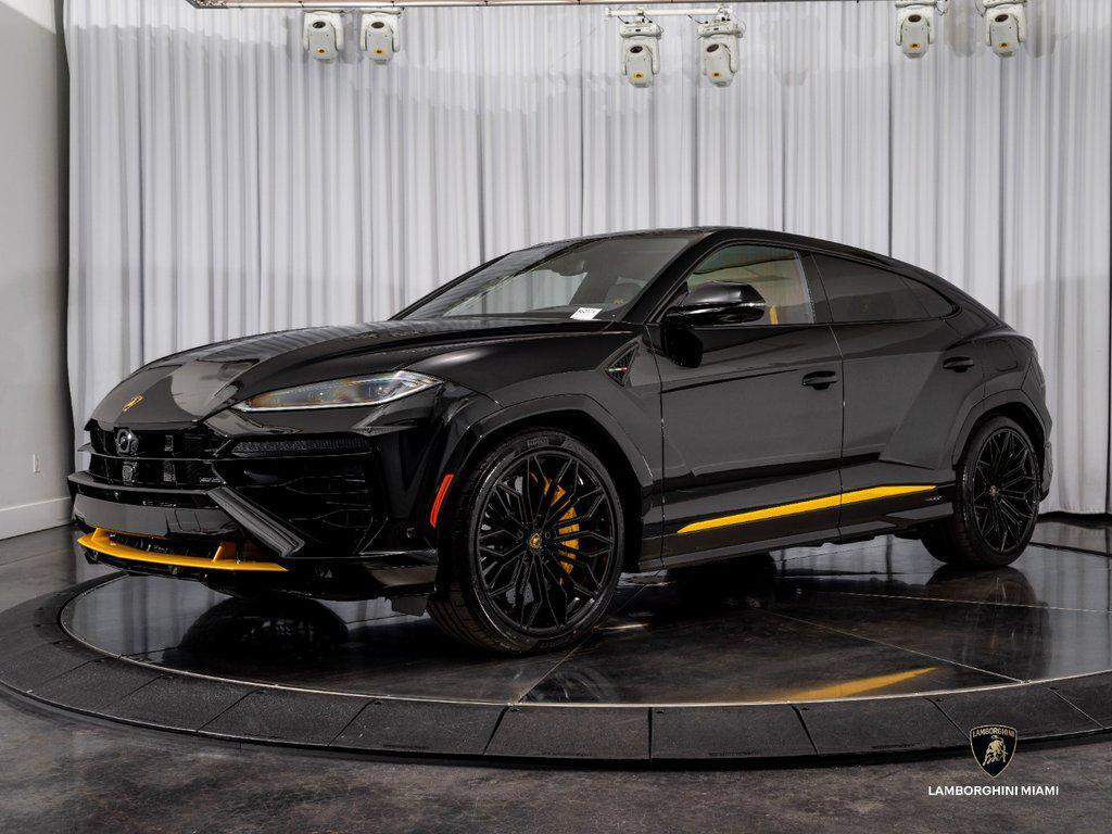 2025 Lamborghini Urus SE AWD North Miami Beach FL