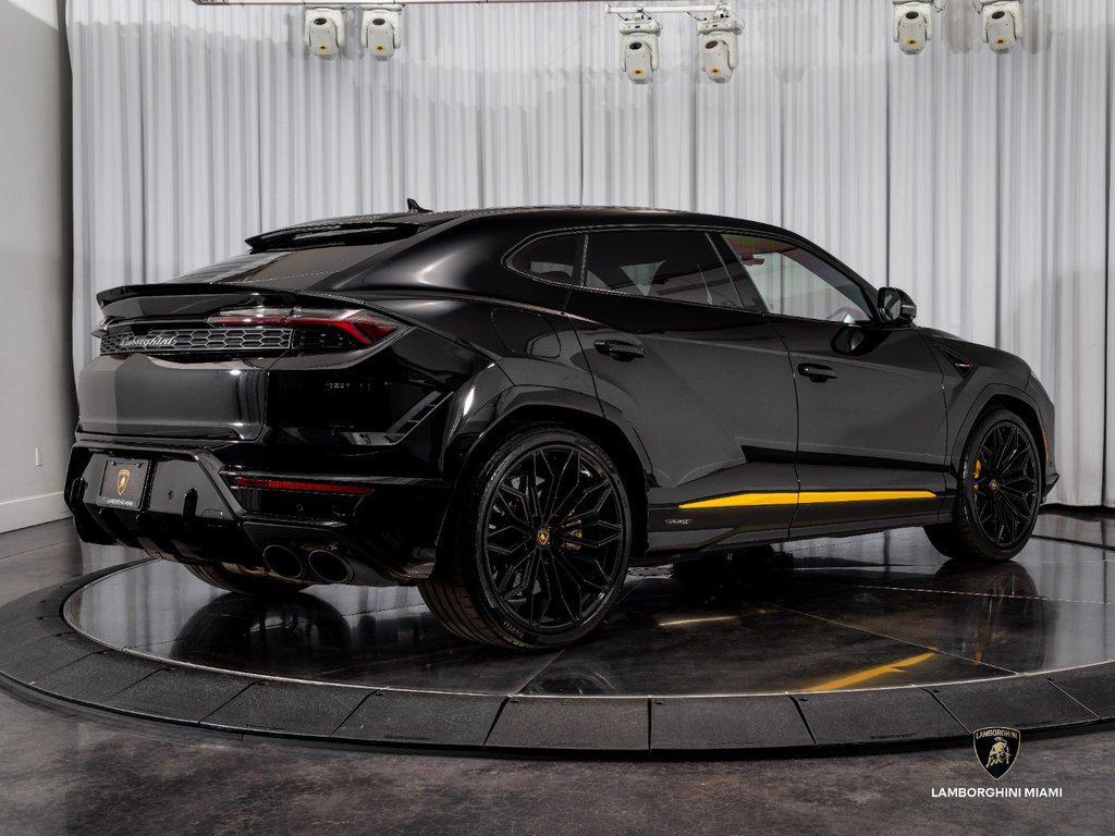 2025 Lamborghini Urus SE AWD North Miami Beach FL