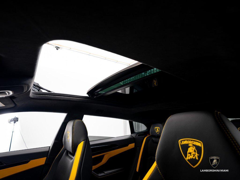 2025 Lamborghini Urus SE AWD North Miami Beach FL