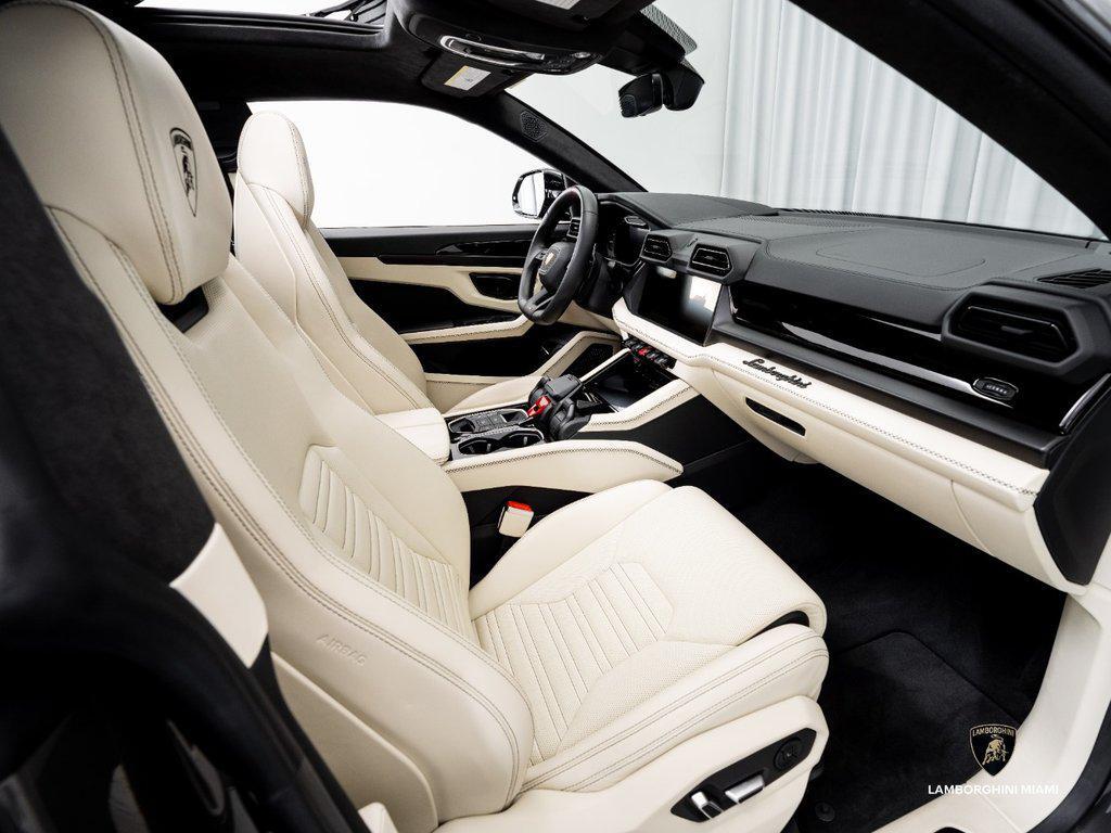 2025 Lamborghini Urus SE AWD North Miami Beach FL