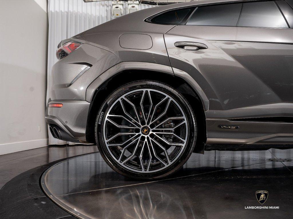 2025 Lamborghini Urus SE AWD North Miami Beach FL