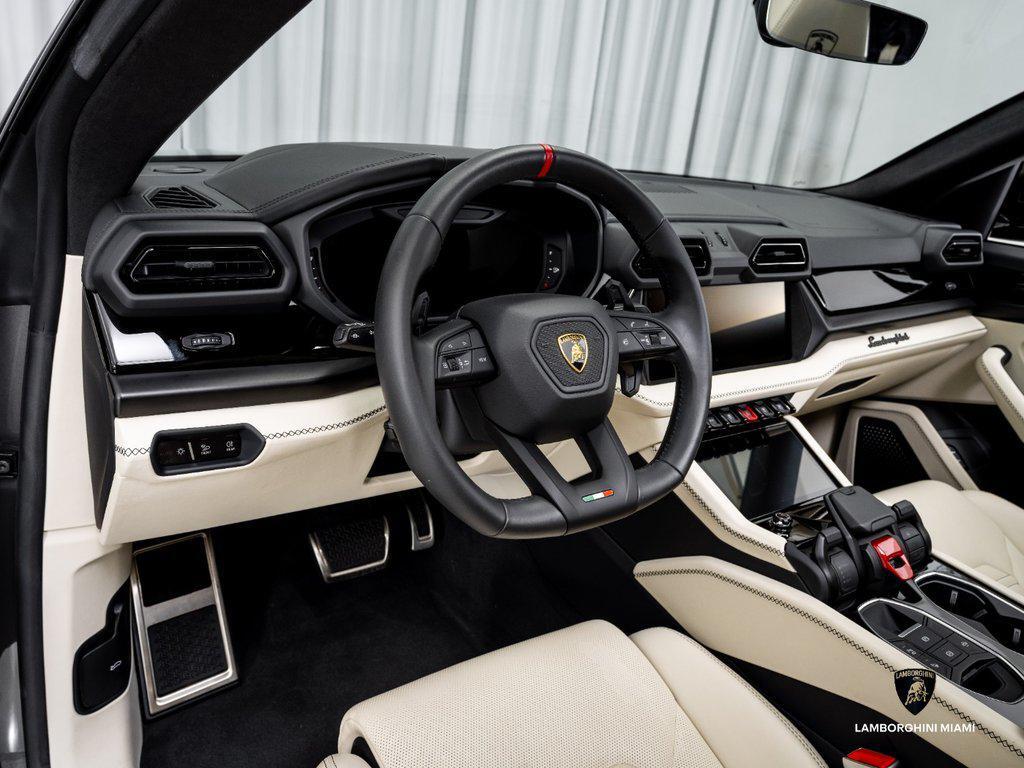 2025 Lamborghini Urus SE AWD North Miami Beach FL
