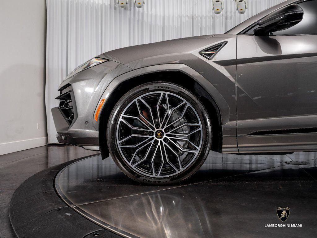 2025 Lamborghini Urus SE AWD North Miami Beach FL