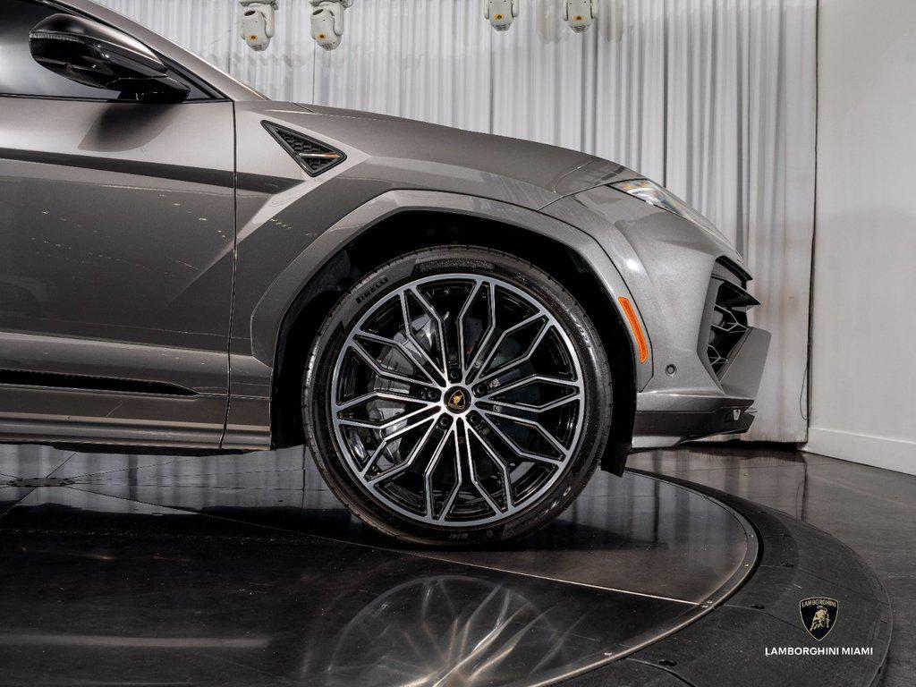2025 Lamborghini Urus SE AWD North Miami Beach FL