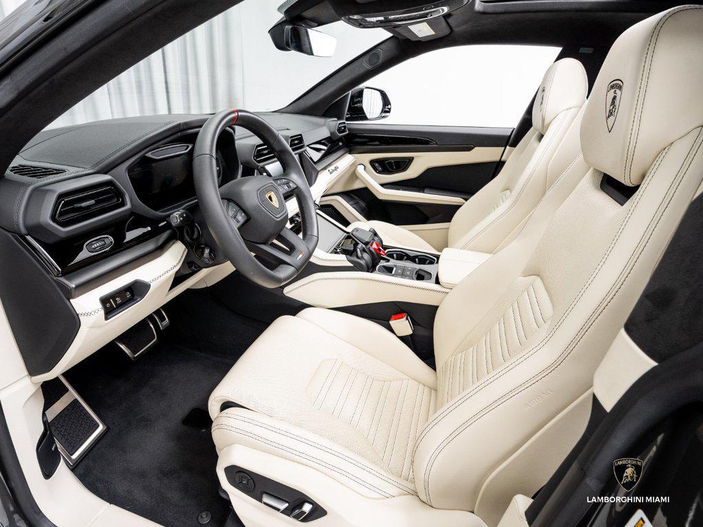 2025 Lamborghini Urus SE AWD North Miami Beach FL