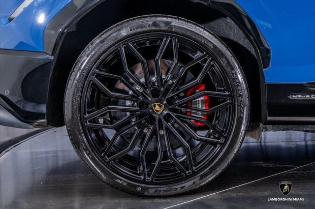 2025 Lamborghini Urus SE AWD North Miami Beach FL