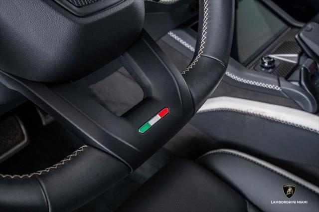 2025 Lamborghini Urus SE AWD North Miami Beach FL