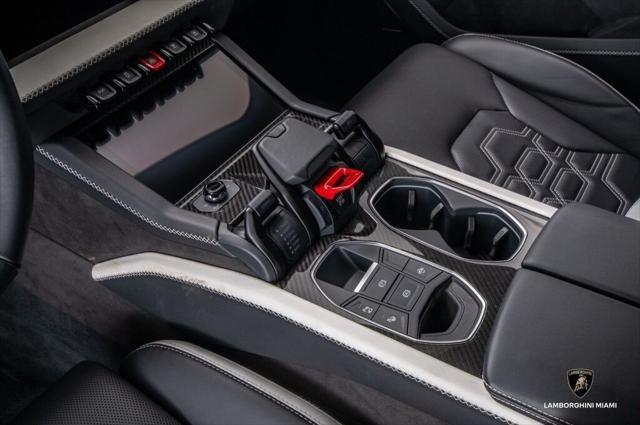 2025 Lamborghini Urus SE AWD North Miami Beach FL
