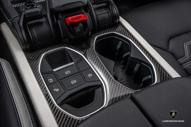 2025 Lamborghini Urus SE AWD North Miami Beach FL