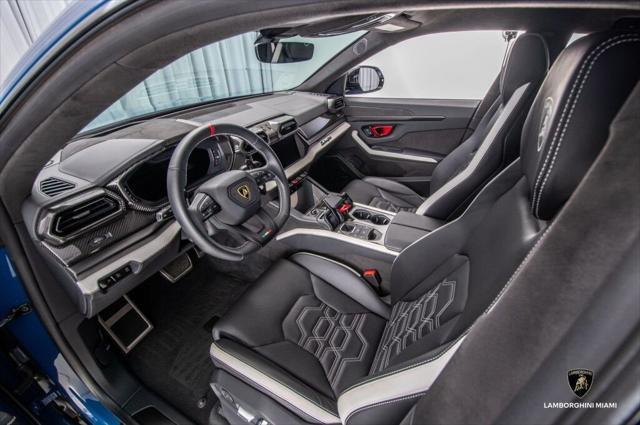 2025 Lamborghini Urus SE AWD North Miami Beach FL