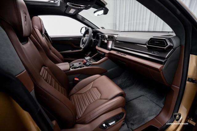 2025 Lamborghini Urus SE AWD North Miami Beach FL