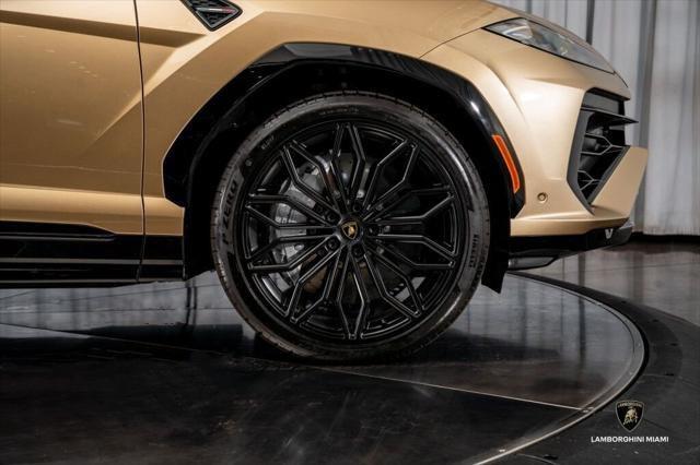 2025 Lamborghini Urus SE AWD North Miami Beach FL