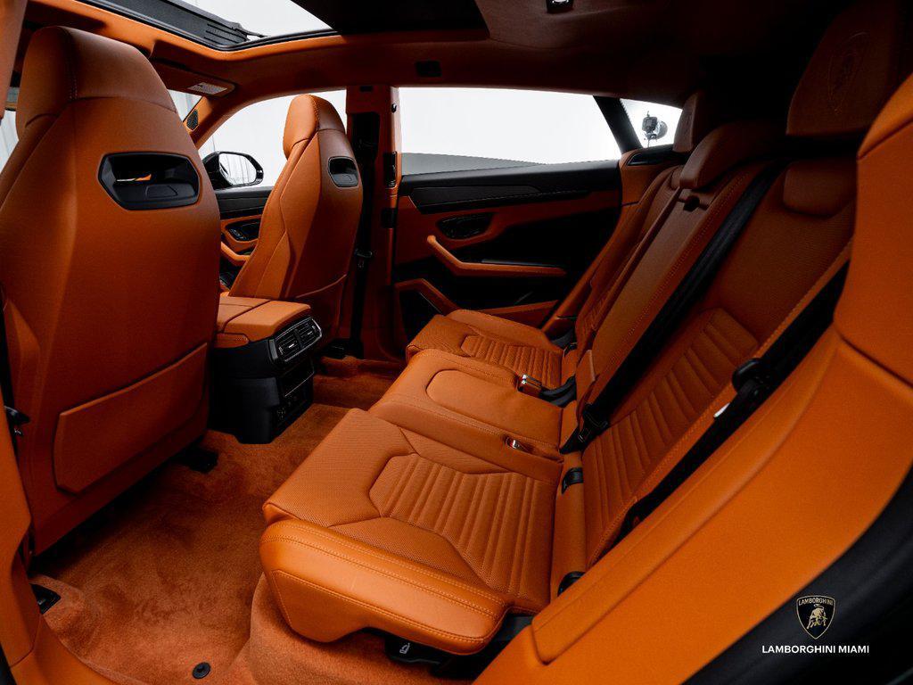 2025 Lamborghini Urus SE AWD North Miami Beach FL
