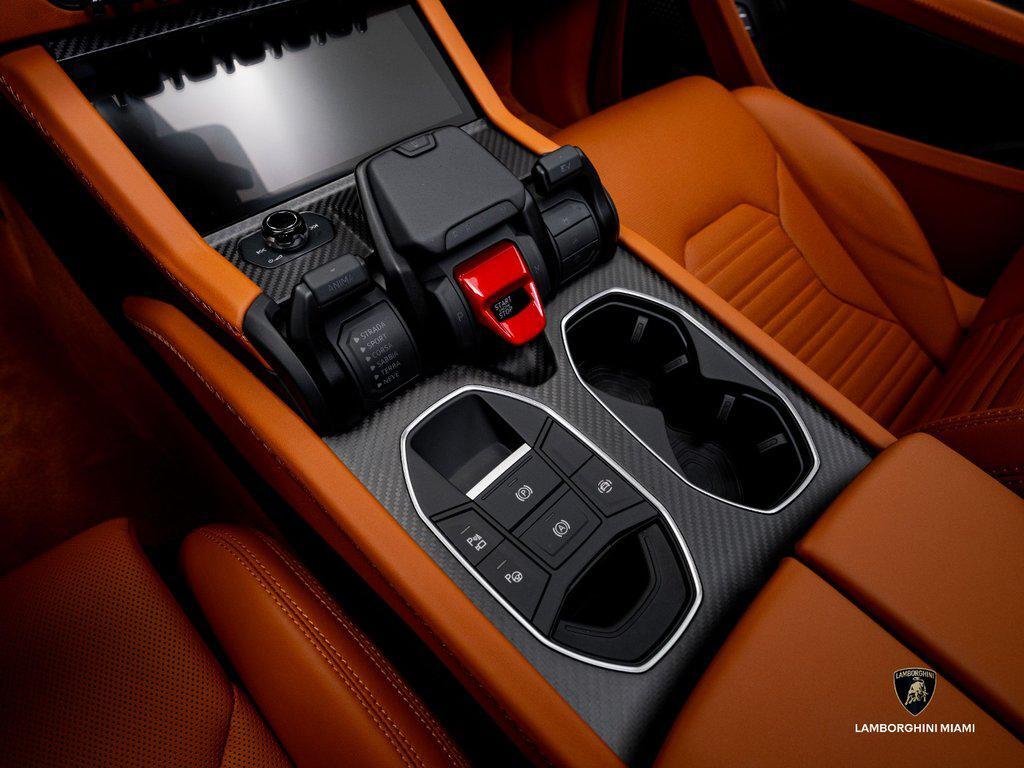 2025 Lamborghini Urus SE AWD North Miami Beach FL