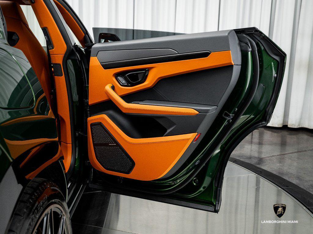 2025 Lamborghini Urus SE AWD North Miami Beach FL