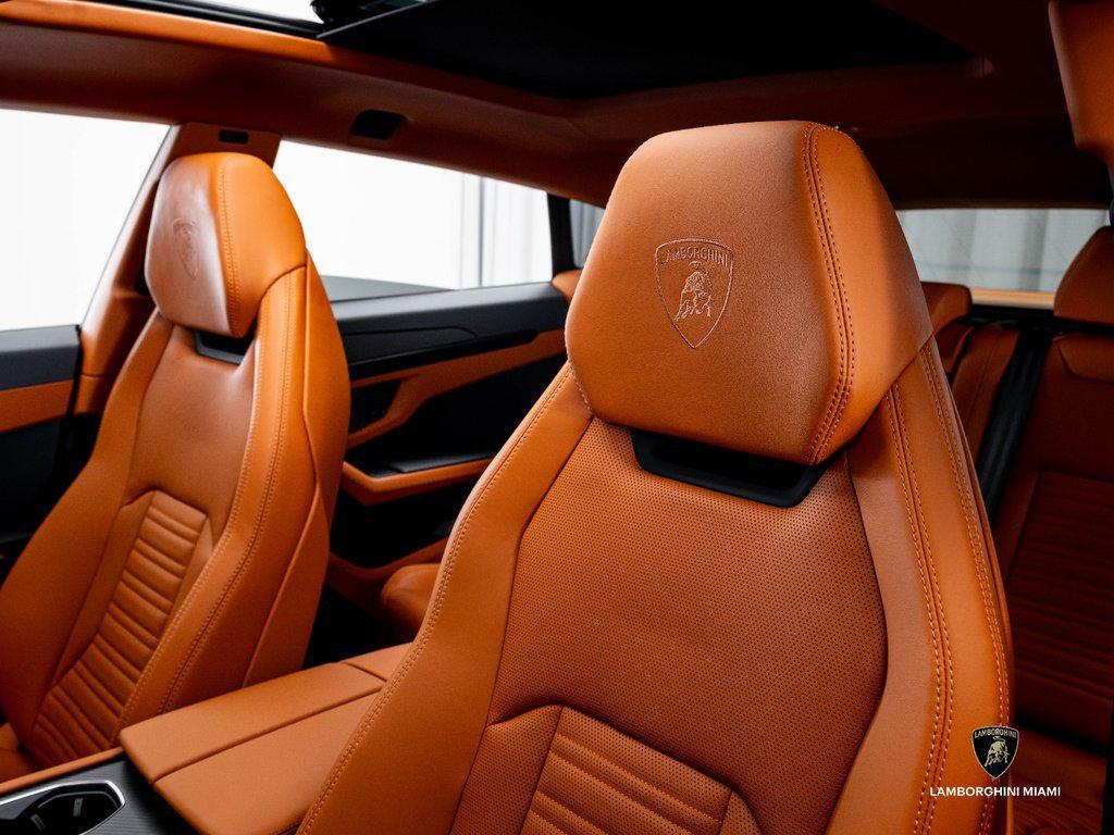 2025 Lamborghini Urus SE AWD North Miami Beach FL