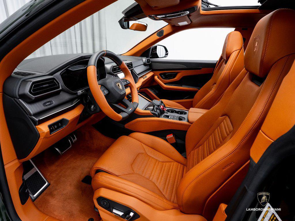 2025 Lamborghini Urus SE AWD North Miami Beach FL
