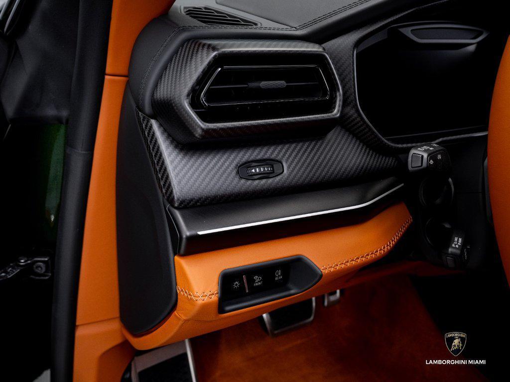 2025 Lamborghini Urus SE AWD North Miami Beach FL