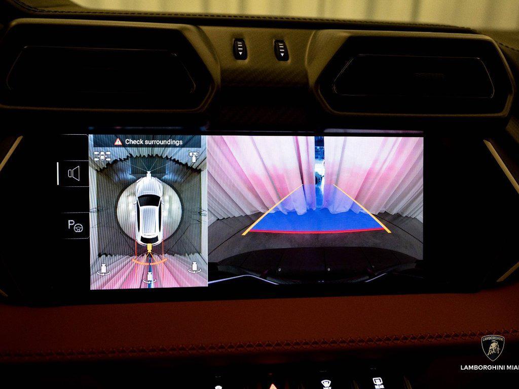 2025 Lamborghini Urus SE AWD North Miami Beach FL