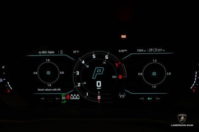 2025 Lamborghini Urus SE AWD North Miami Beach FL