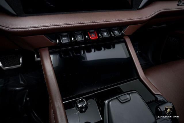 2025 Lamborghini Urus SE AWD North Miami Beach FL