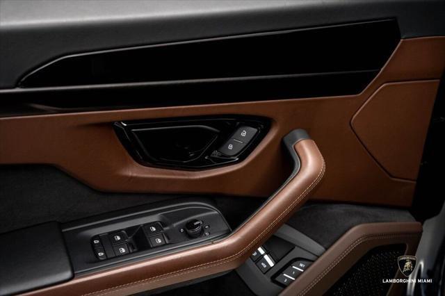 2025 Lamborghini Urus SE AWD North Miami Beach FL