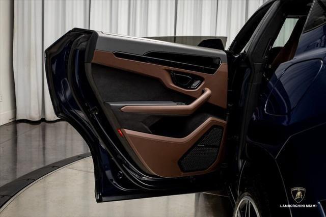 2025 Lamborghini Urus SE AWD North Miami Beach FL