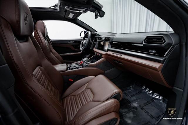 2025 Lamborghini Urus SE AWD North Miami Beach FL