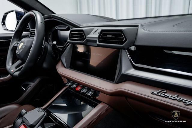 2025 Lamborghini Urus SE AWD North Miami Beach FL