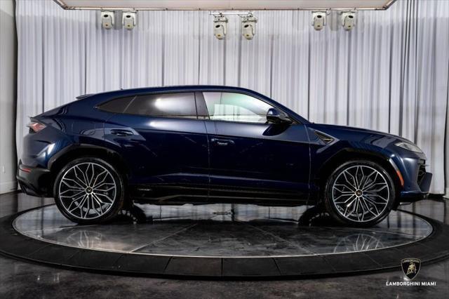 2025 Lamborghini Urus SE AWD North Miami Beach FL