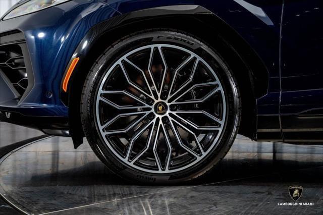 2025 Lamborghini Urus SE AWD North Miami Beach FL