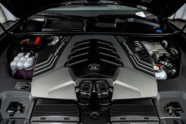 2025 Lamborghini Urus SE AWD North Miami Beach FL