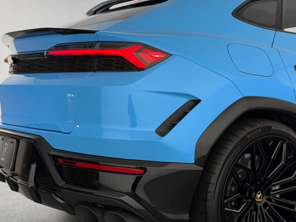 2025 Lamborghini Urus SE Bellevue WA